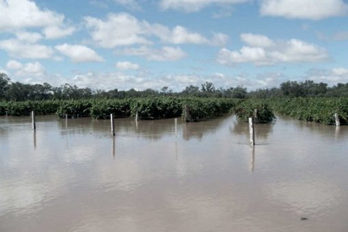 Large_flood_australia